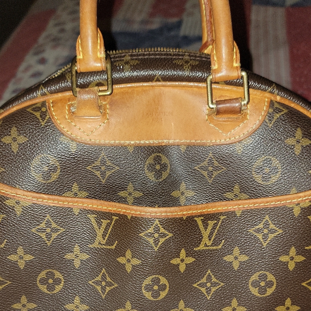 Louis Vuitton Monogram Canvas Bag with Tan Accents MI0094 MADE IN FRANCE